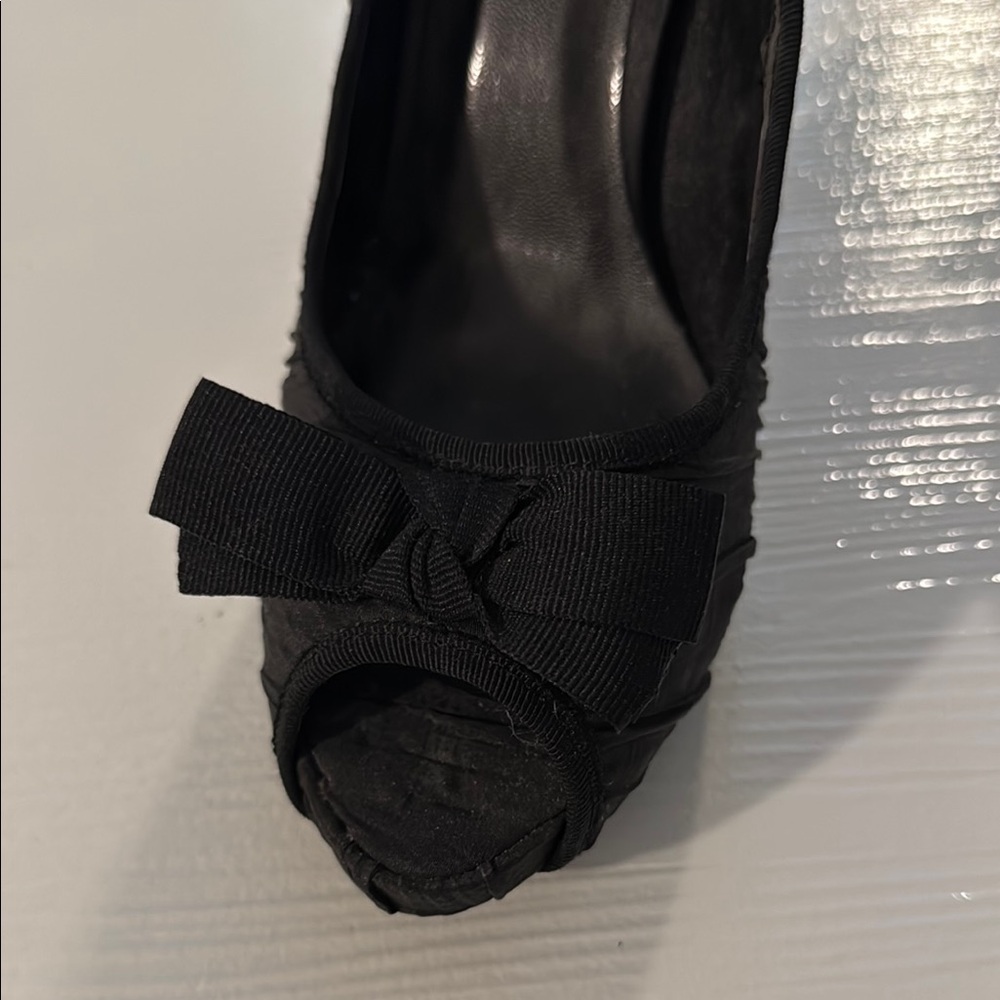Black Peep-Toe Heels - Picture 8 of 9